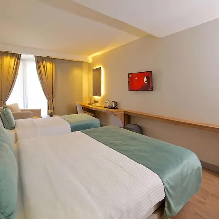 Days By Wyndham Arnavutkoy Hotel 3*